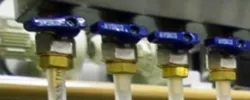 Priming nozzle valve