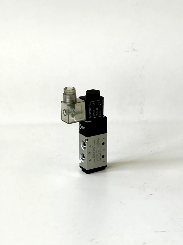 Primary dosing solenoid valve