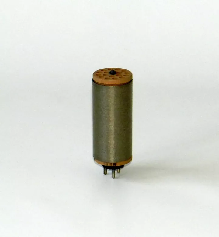 Article Name : Air Gun Resistance Grand L , 220/240 V ~50/60 Hz, 3000 W 